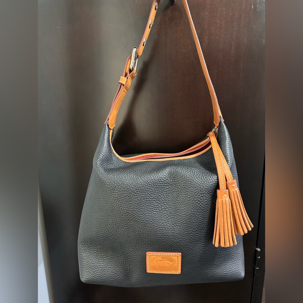 Dooney & Bourke shoulder bag!